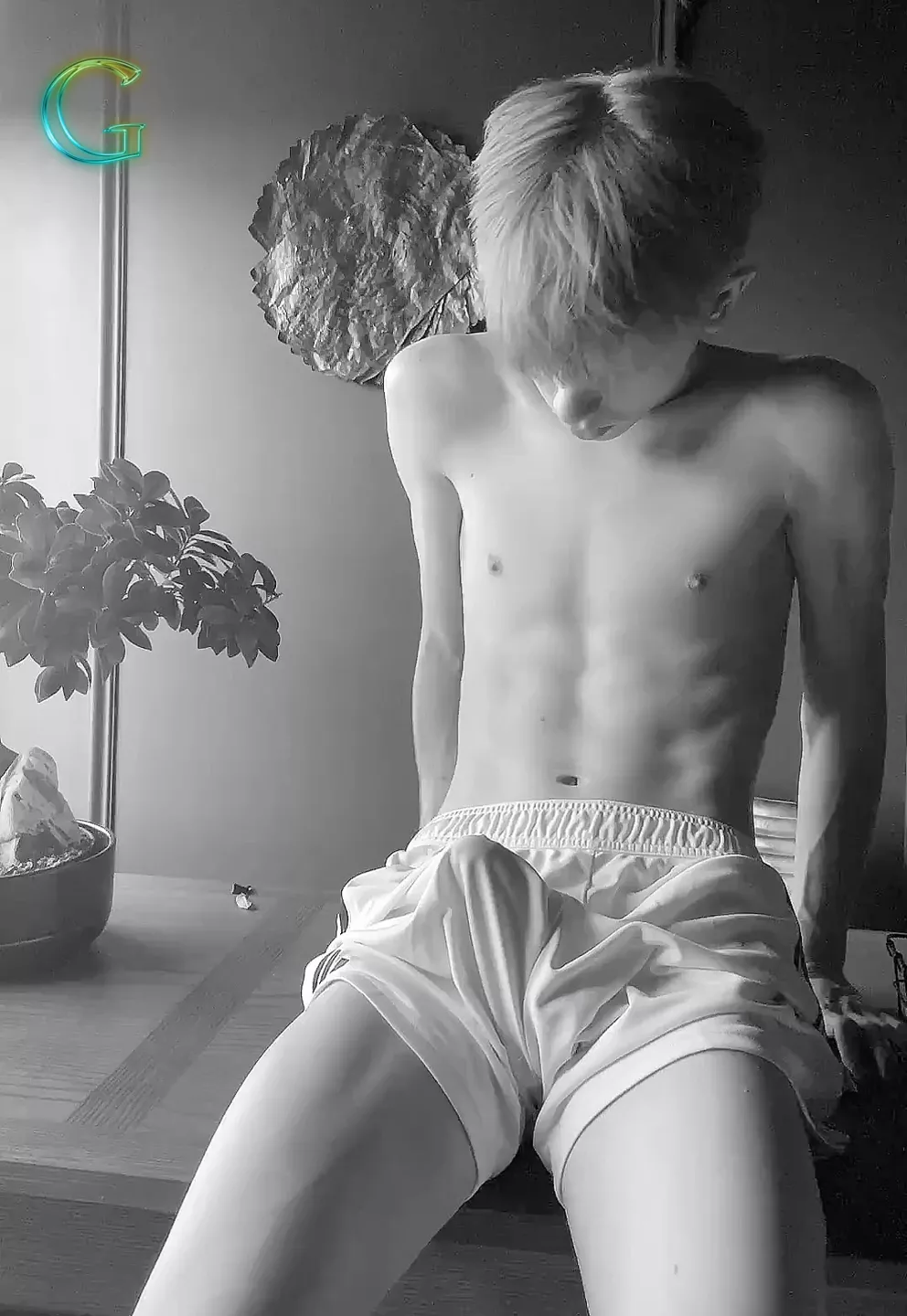 New Bambi Boy Photo/GIF Album